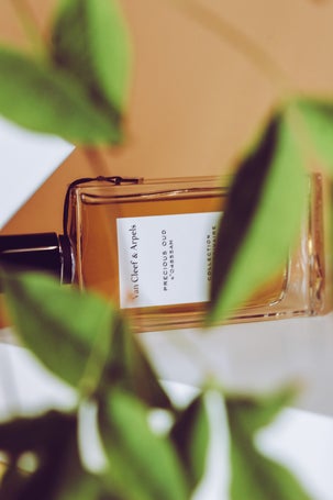 Van Cleef & Arpels Precious Oud perfume