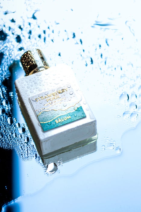 Conceptual shot of Salum perfume inspired by poolside vibes