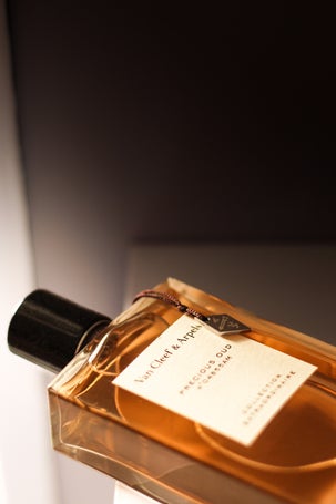 Van Cleef & Arpels Precious Oud perfume