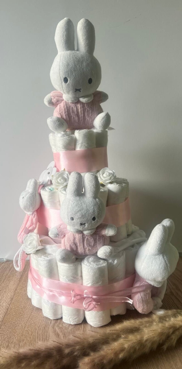 Luiertaart Nijntje meisje licht roze