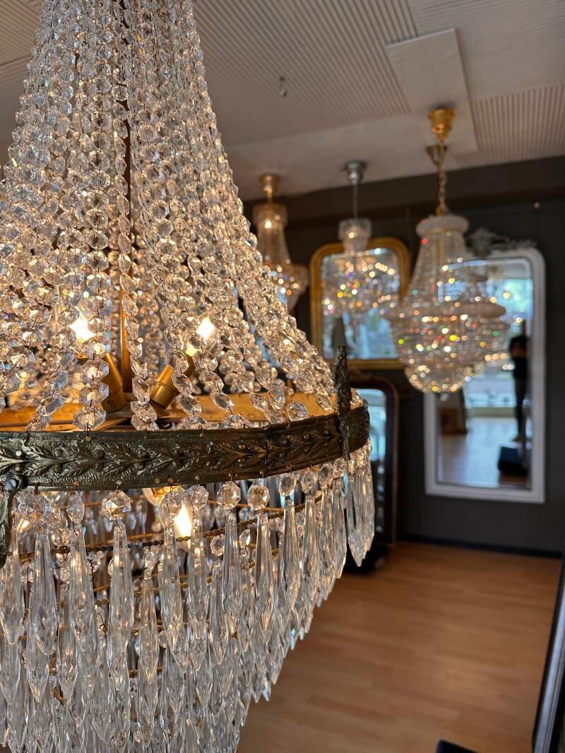 Vintage kristal kroonluchter met empire strikken
