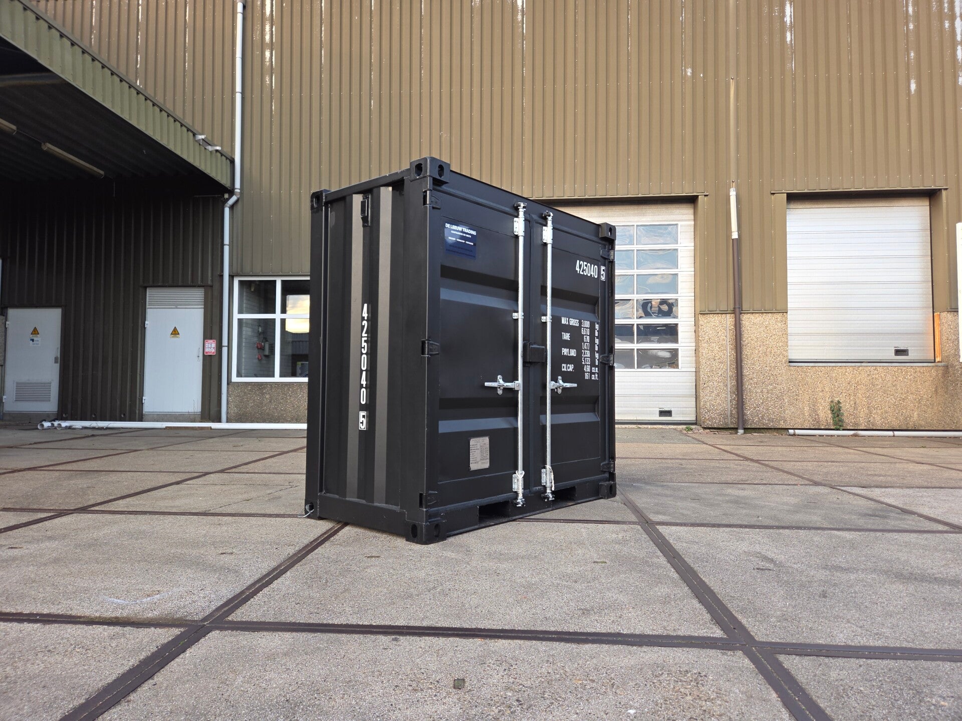 4FT CONTAINER - ZWART (RAL 9005)