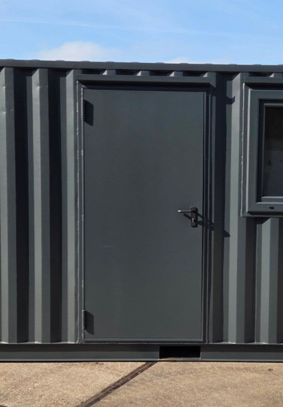 Stalen loopdeur met kozijn – wit RAL 9002