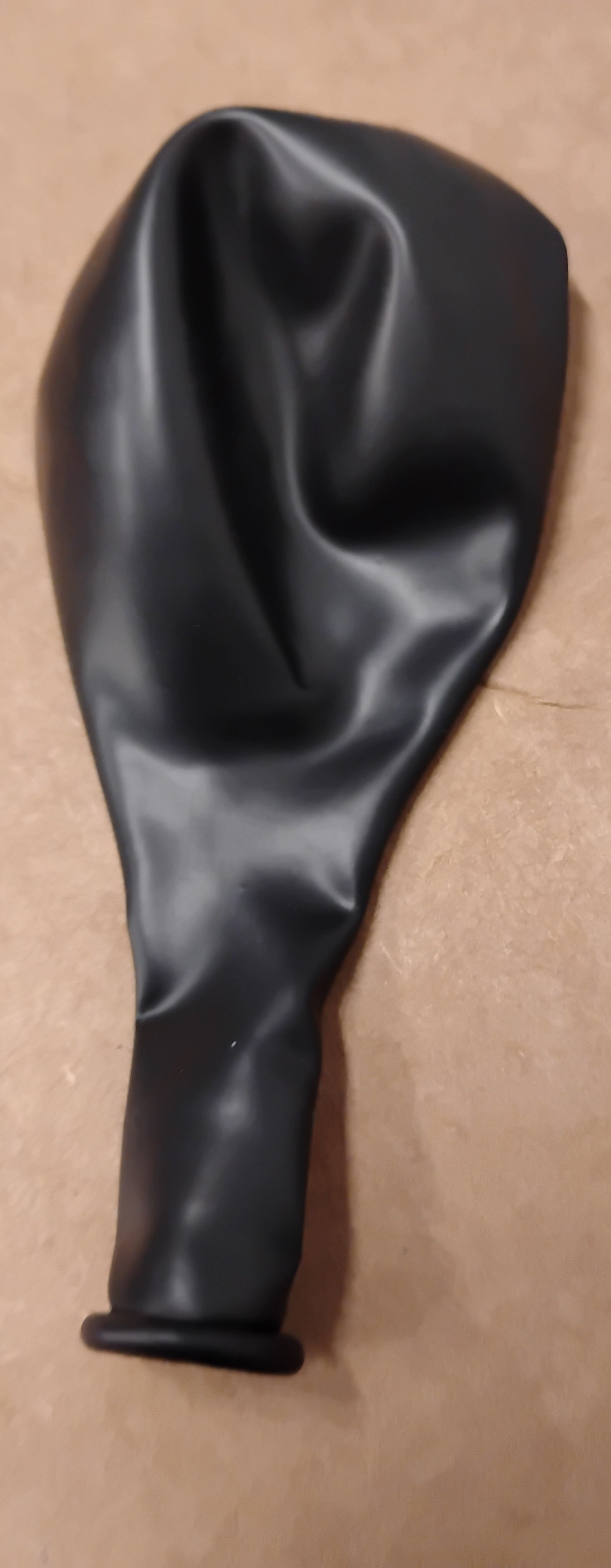 12" Deluxe Black Latex Balloon