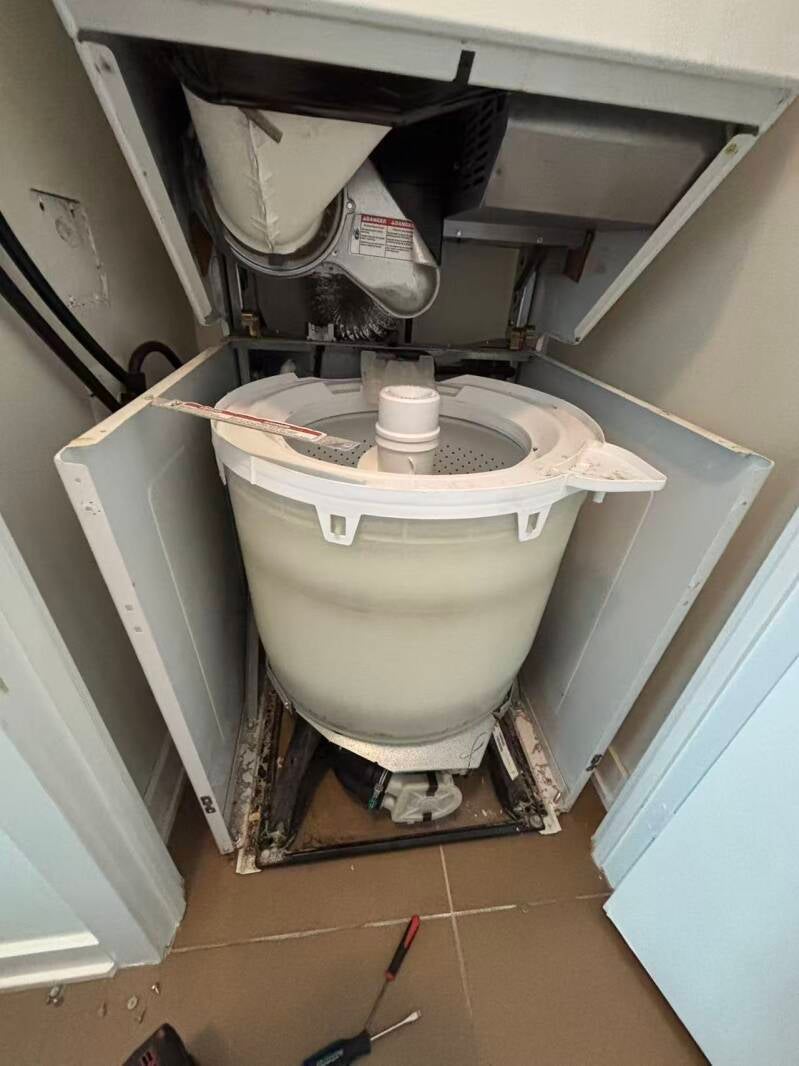Residential washing machine repair service in Oakville