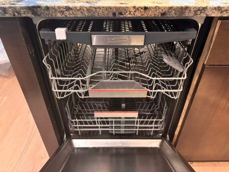 Dishwasher repair and installation in Oakville