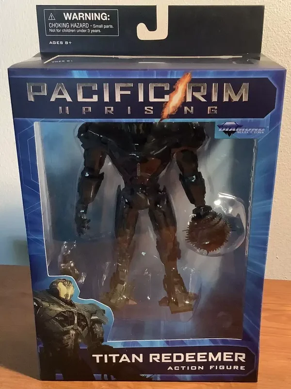TITAN REDEEMER PACIFIC RIM UPRISING FIGURE / DIAMOND SELECT.