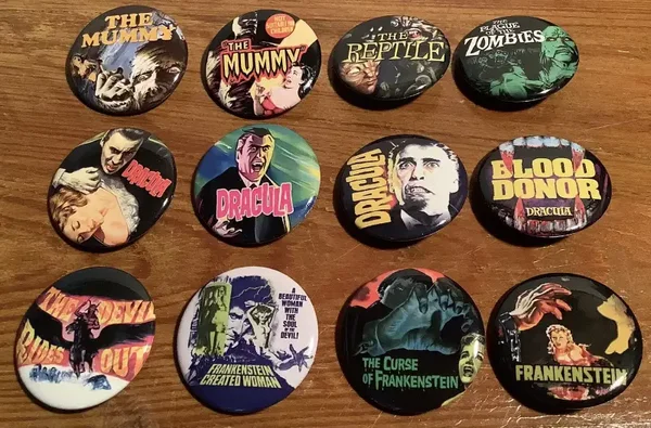 HAMMER HORROR HOUSE OF HORROR 12-PC. BUTTON SET