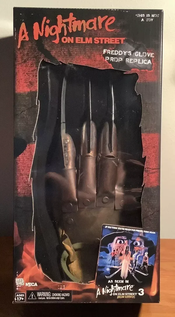 Nightmare on Elm Street 3 Dream Warriors Glove Prop Replica