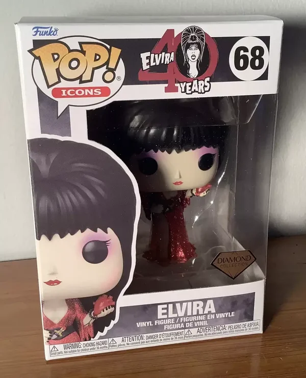 Elvira 40th Anniversary Diamond Glitter Pop! Vinyl Figure