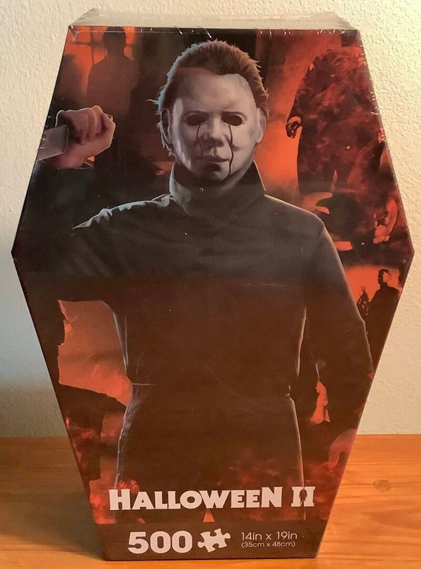 Halloween II Coffin Box 500-Piece Jigsaw Puzzle