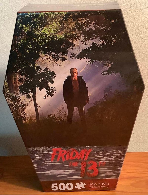 Friday the 13th Coffin Box 500-Piece Jigsaw Puzzle