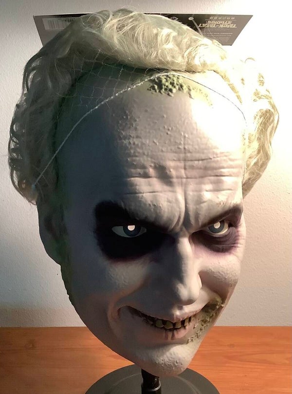 Beetlejuice Deluxe Injection Mask