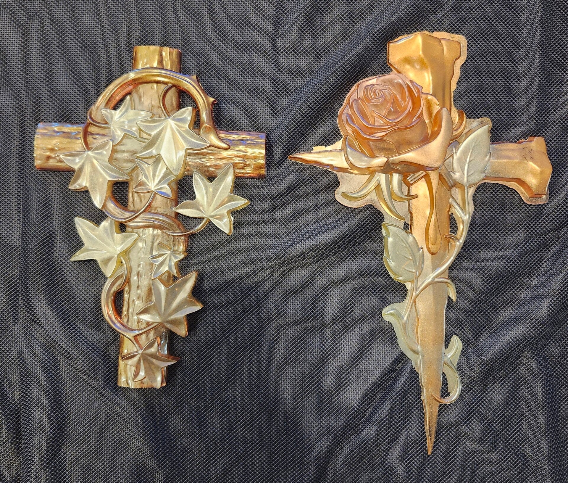 Acrylic crosses
