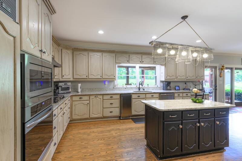 kitchen-1-standard-7euv3t.jpg