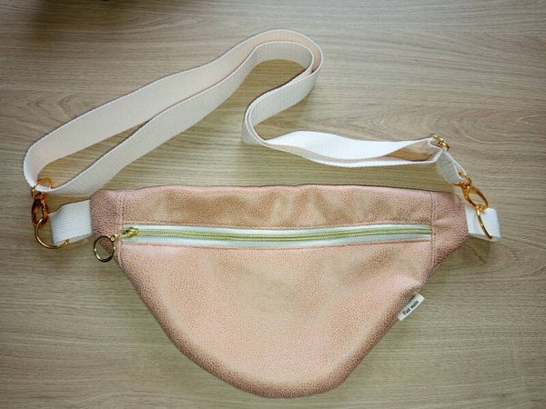 Sac Banane Simili Cuir  & Doublure Fleurie
