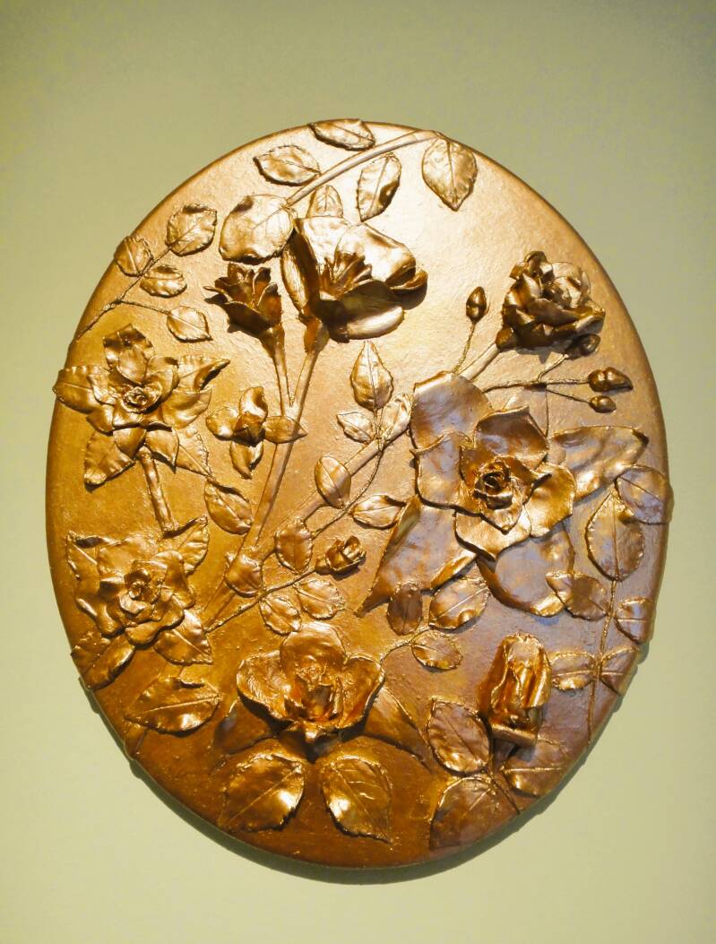 Textured Gold Leaf Roses A. Mordaunt, Clonmel.. 