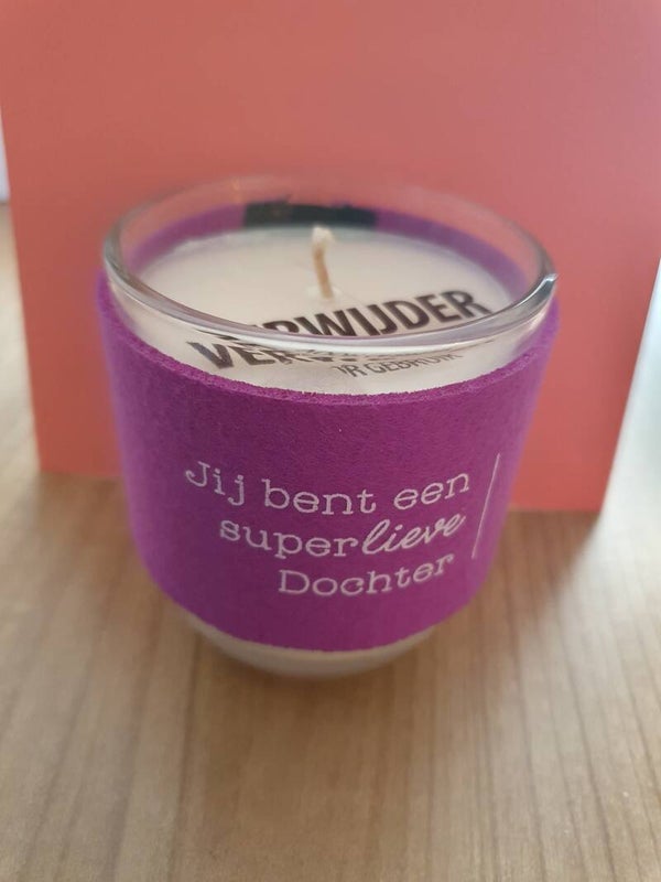 Cozy kaars dochter