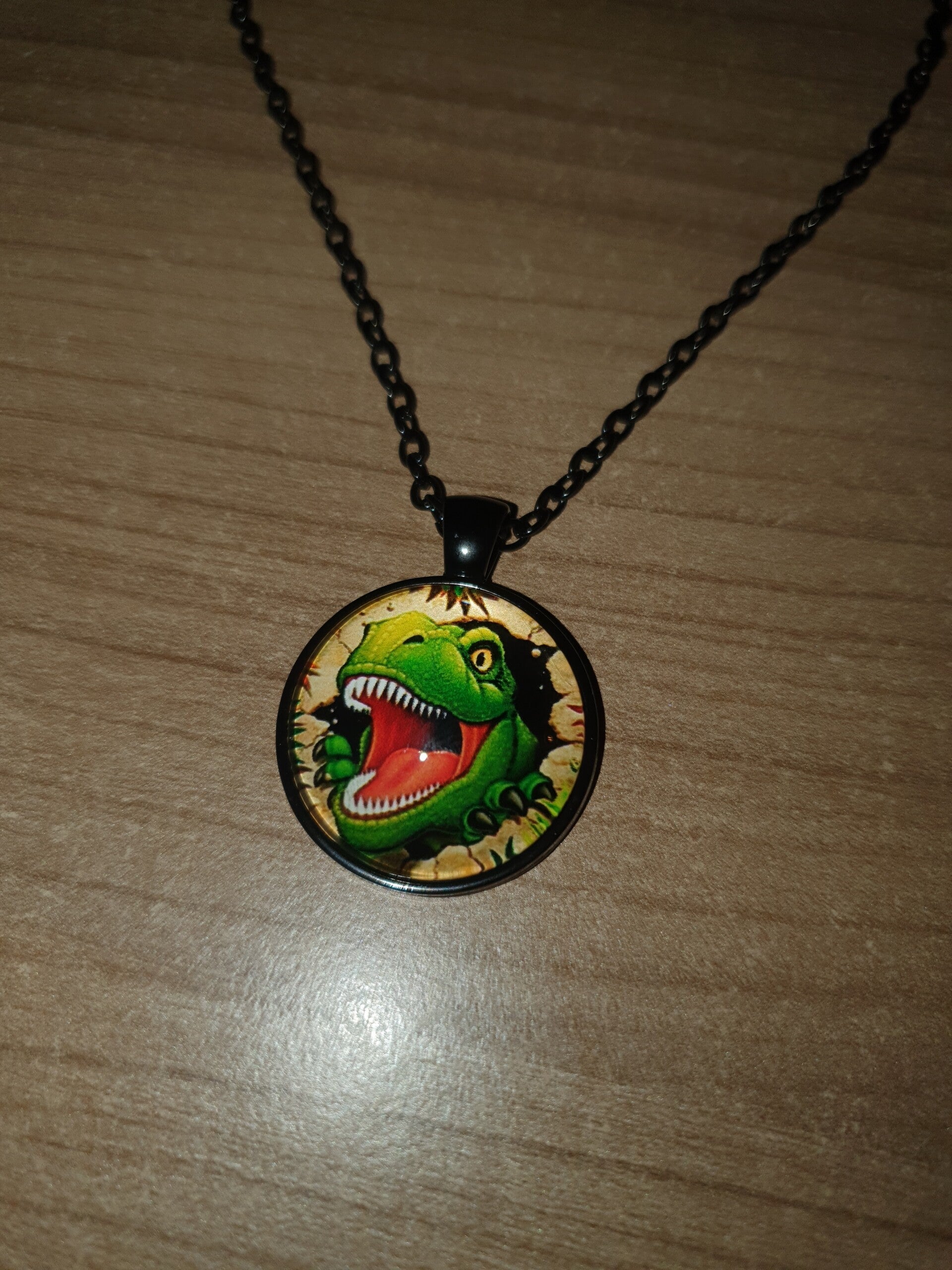 Ketting dino zwart/kleur