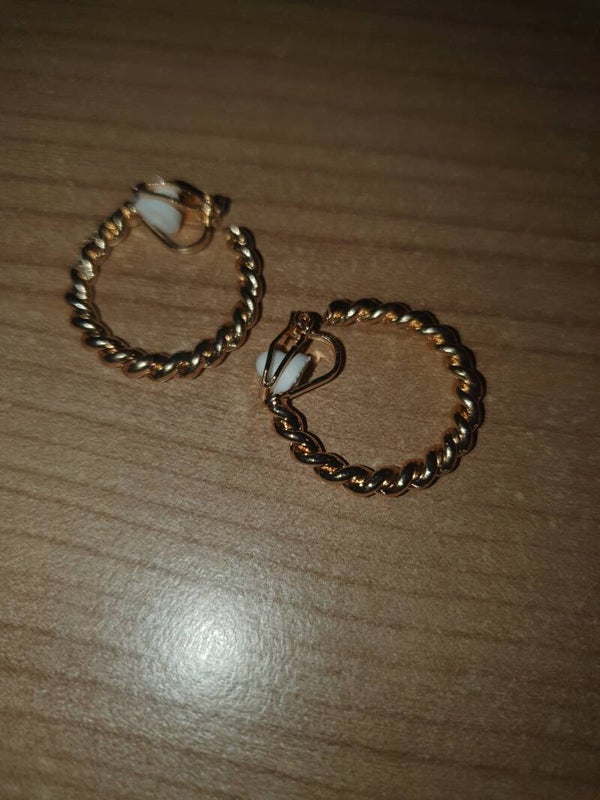 Clipoorbellen goudkleurig ringen