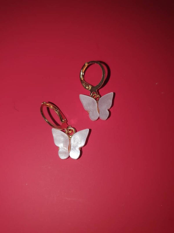 Oorbellen witte vlinders
