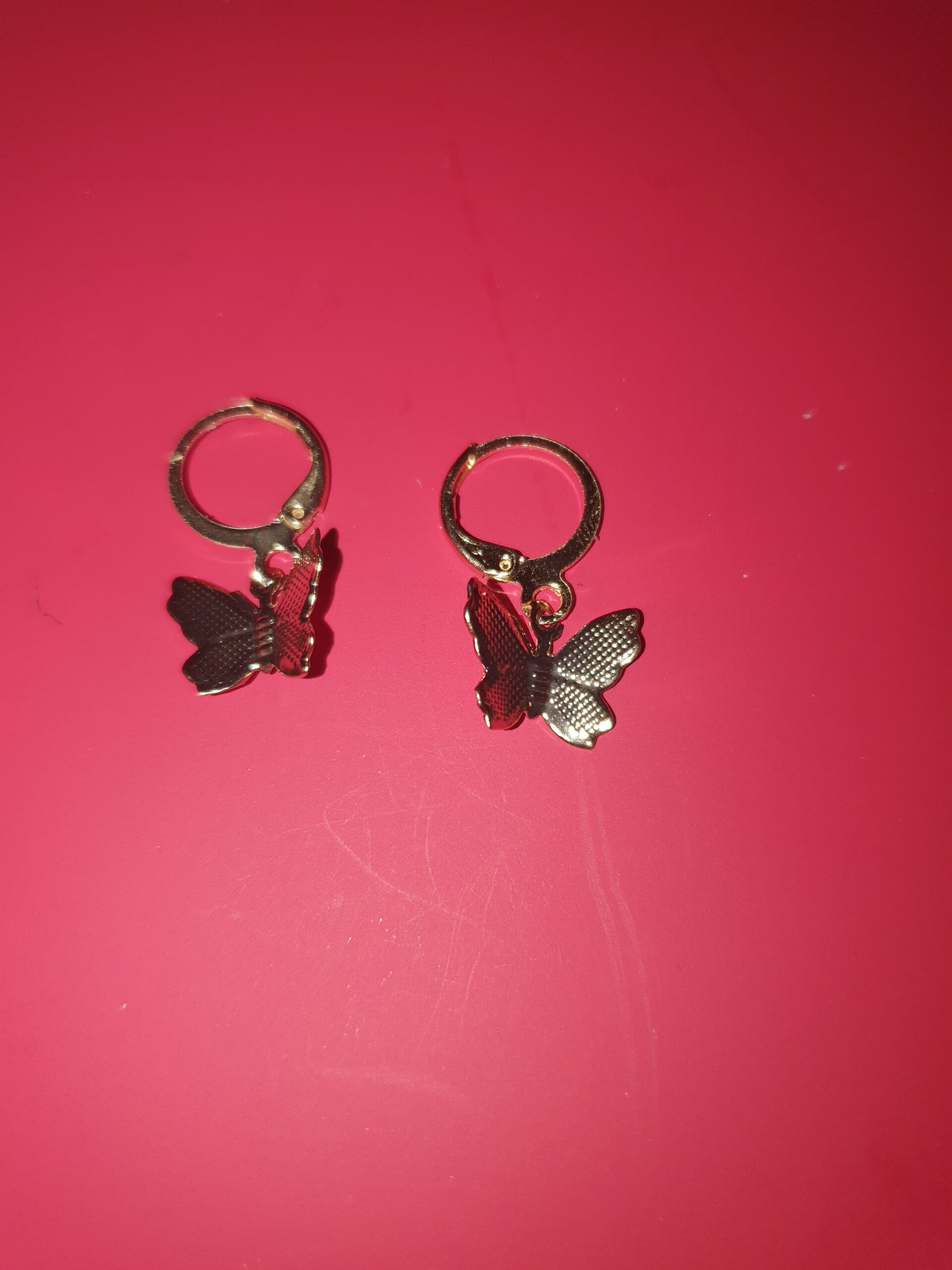 Oorbellen vlinders goudkleurig