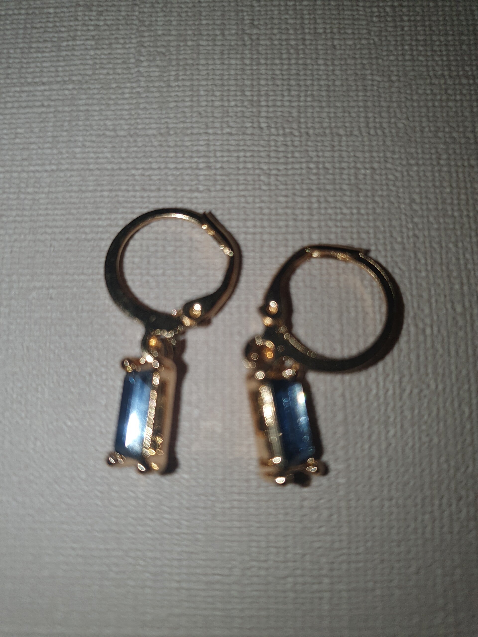 Oorbellen steentje 3