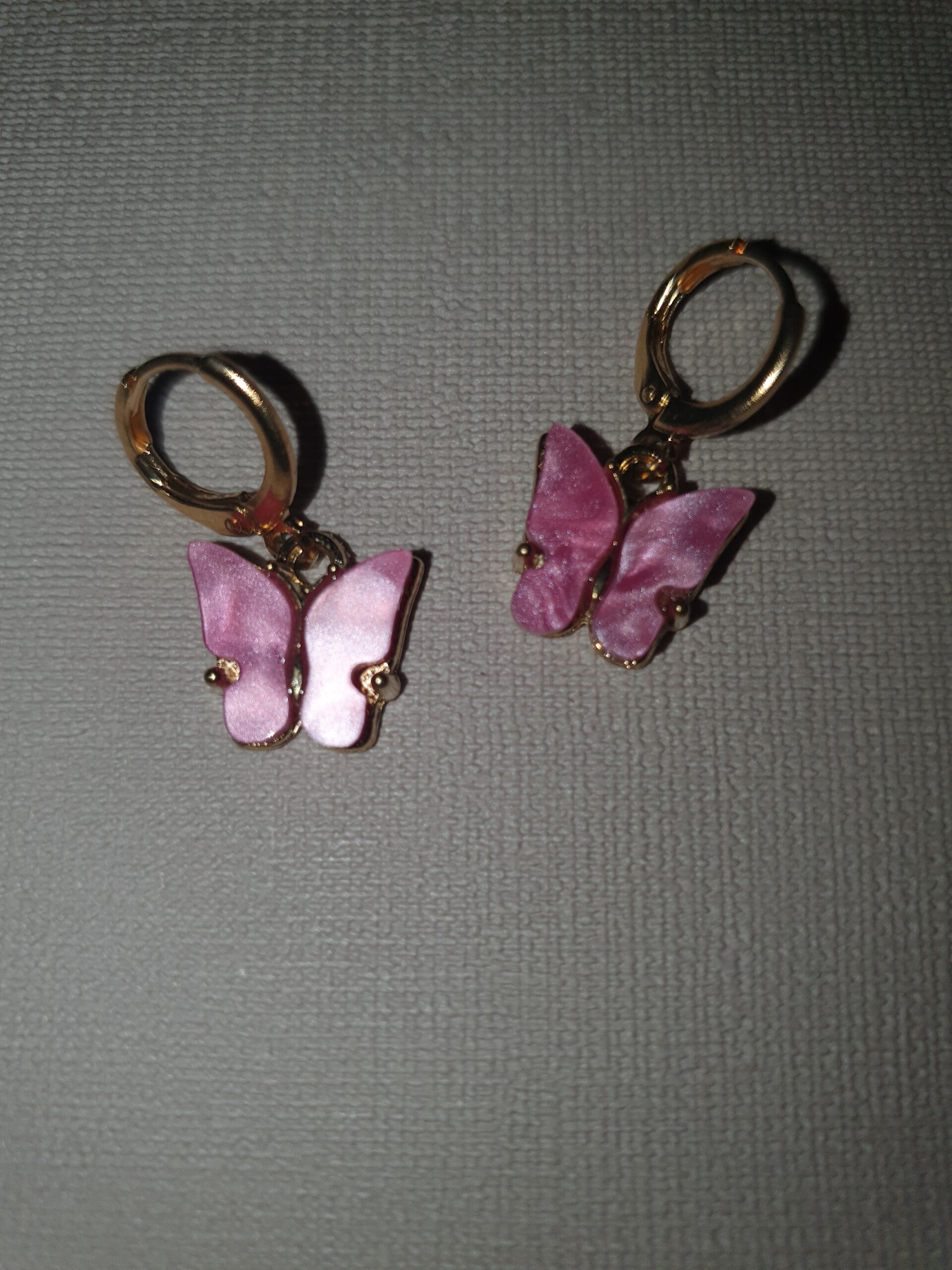 Oorbellen vlinder roze