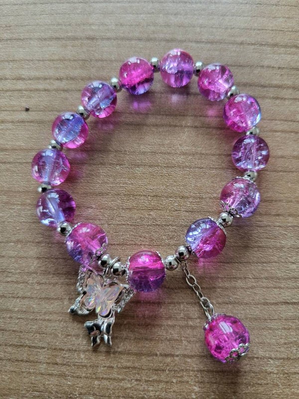 Kralenarmband vlinder roze