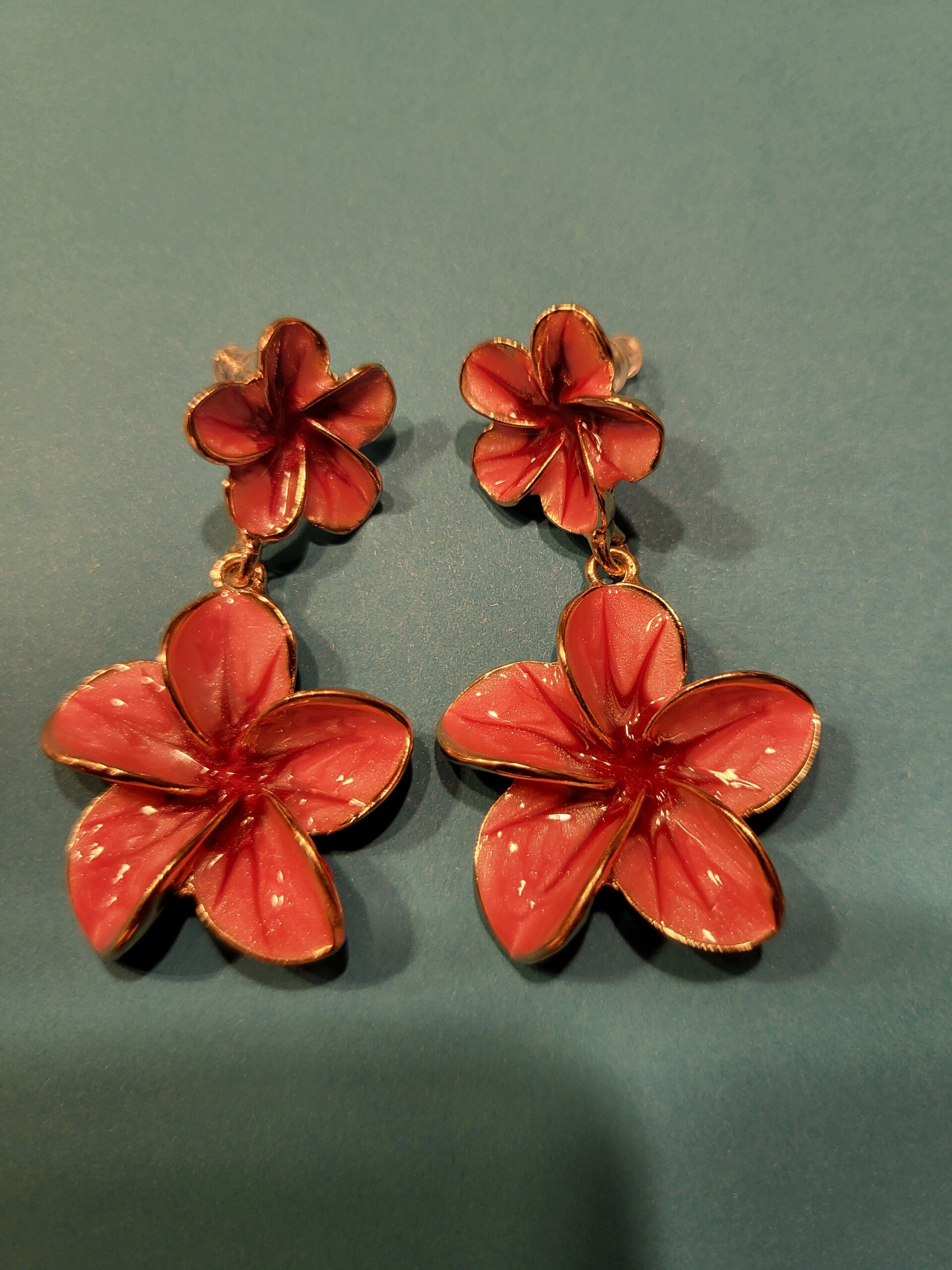 Oorbellen bloem roze goud