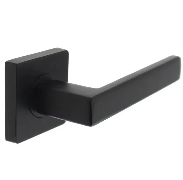 Intersteel deurklink Hera op vierkant rozet mat zwart