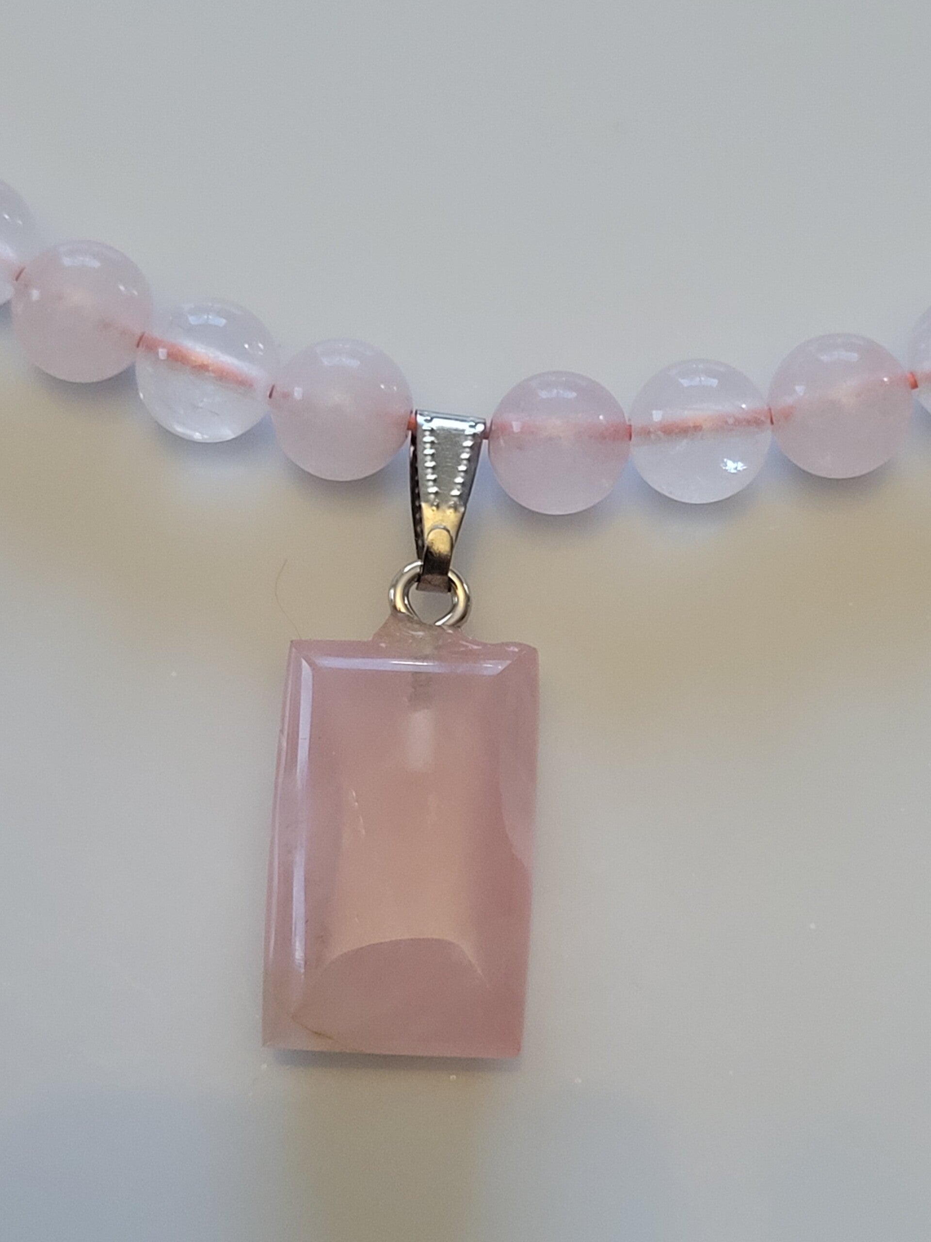 Collier tour de cou QUARTZ ROSE