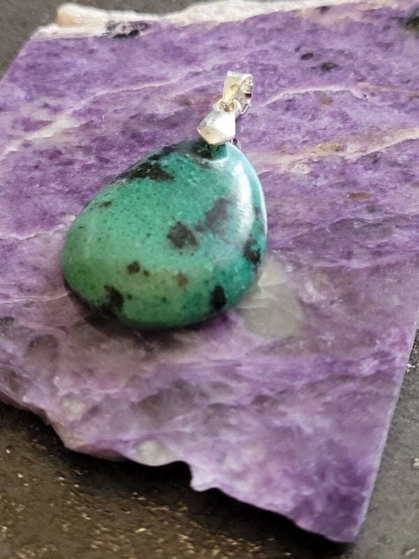 Pendentif Malachite Chili