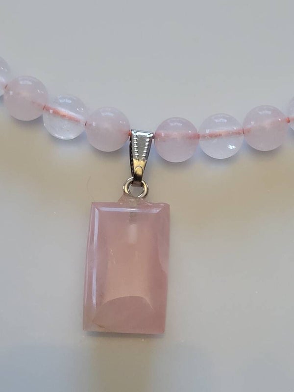 Collier tour de cou QUARTZ ROSE