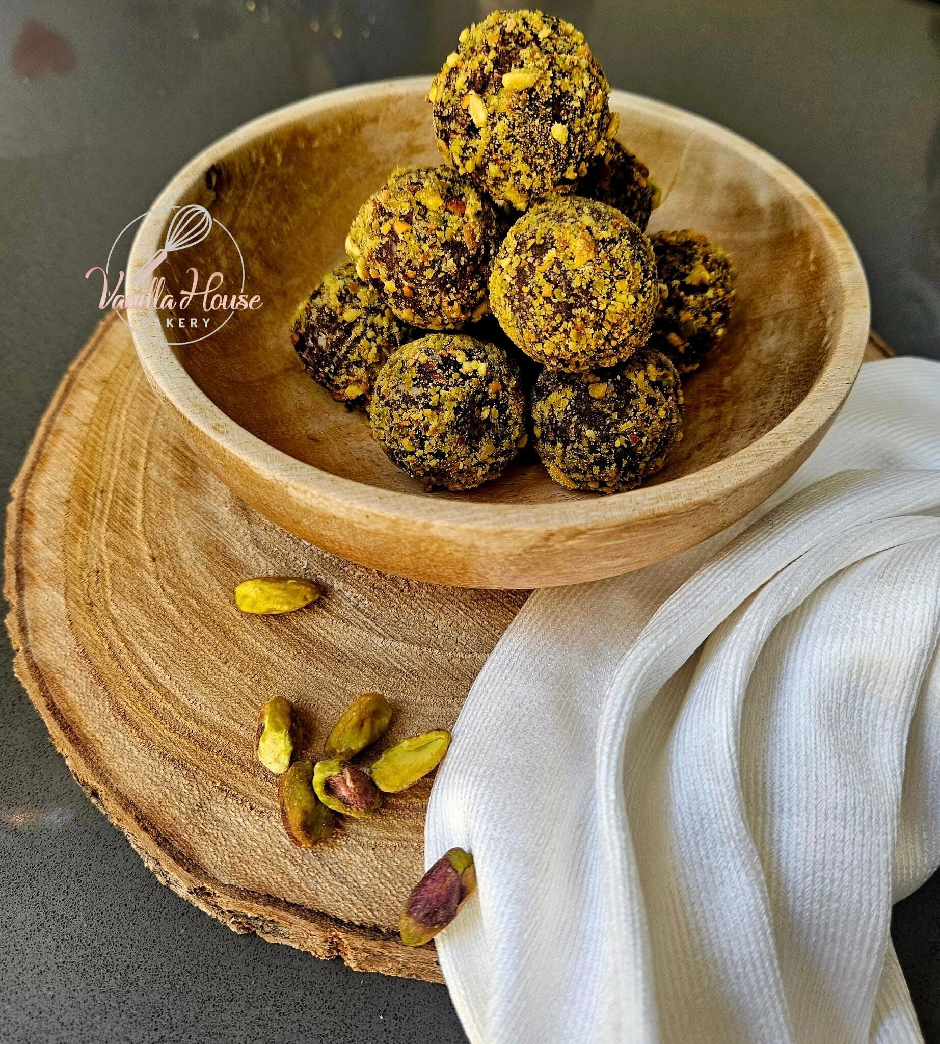 Organic Date Energy balls
