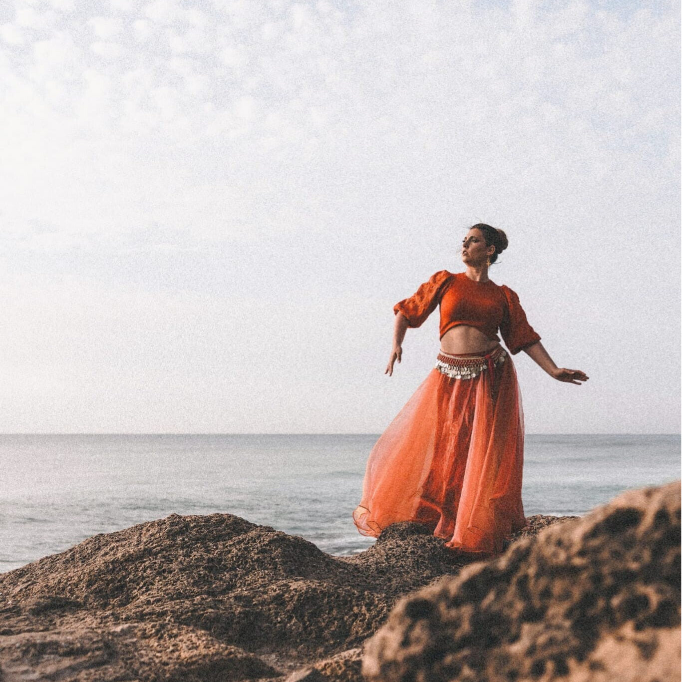 Feminine Fire Retreat Morocco – Dance, Cacao Ceremony, Sensual Movement, Yin Yoga & Vinyasa
