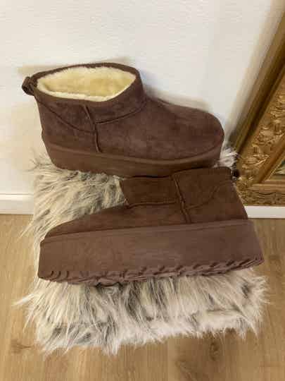 Schoen