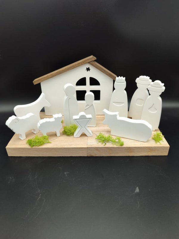 Krippe mit Unterbau