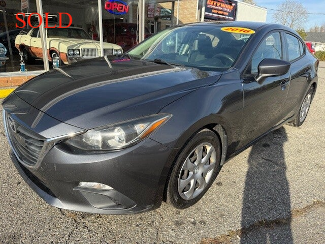 2016 Mazda MAZDA3 i Sport's photo