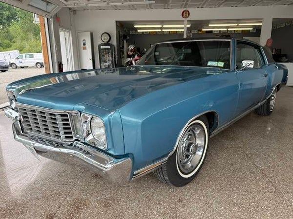1972 CHEVROLET MONTE CARLO