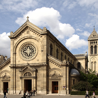 Façade de Notre-Dame des Champs.