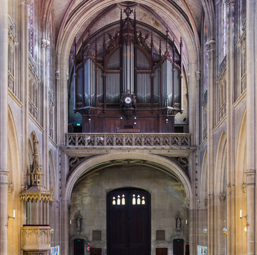 Vue de la nef de l'église Saint-Bernard la Chapelle avec son orgue Aristide Cavaillé-Coll.