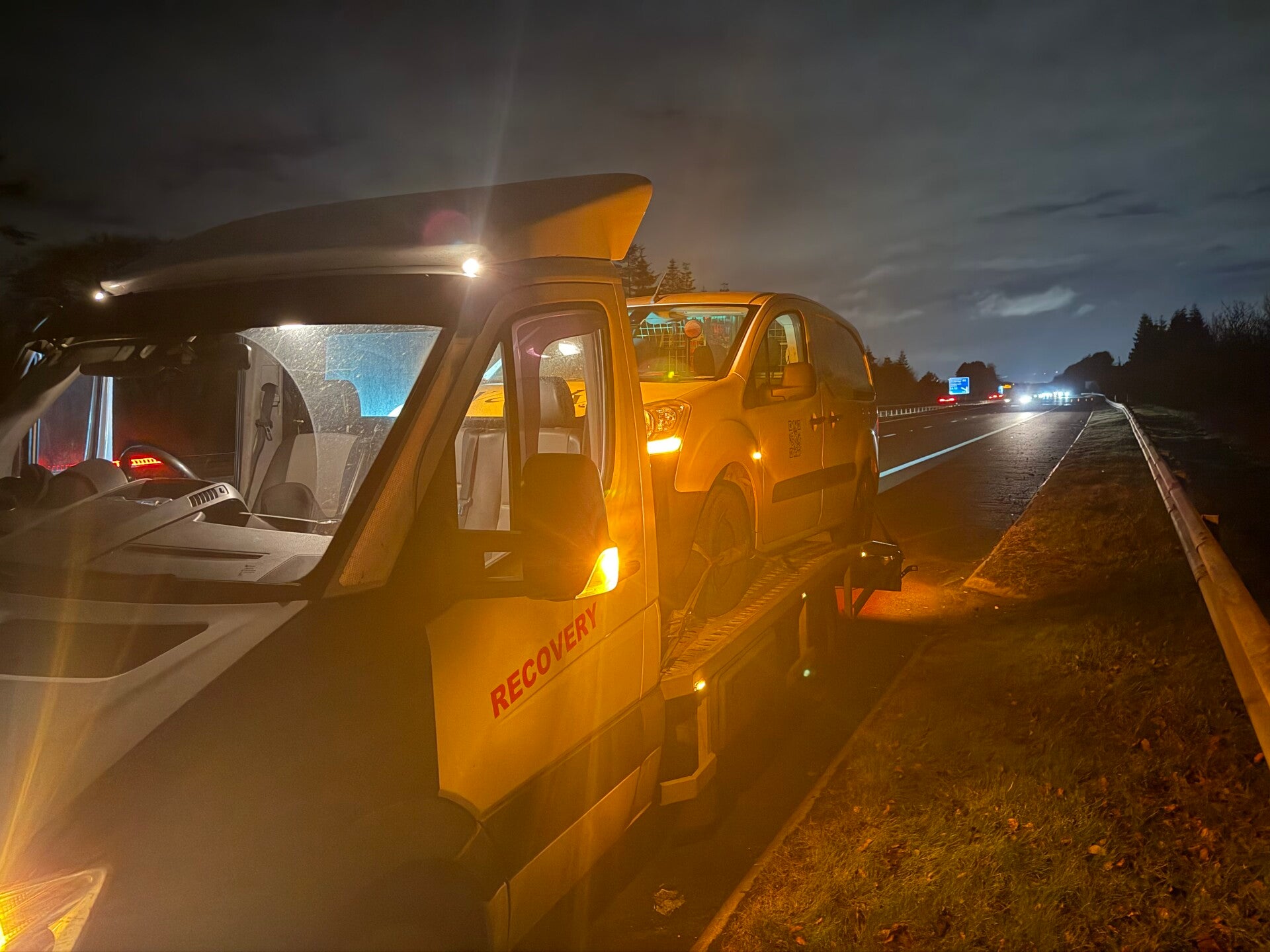 Van Recovery Whitburn 24/7