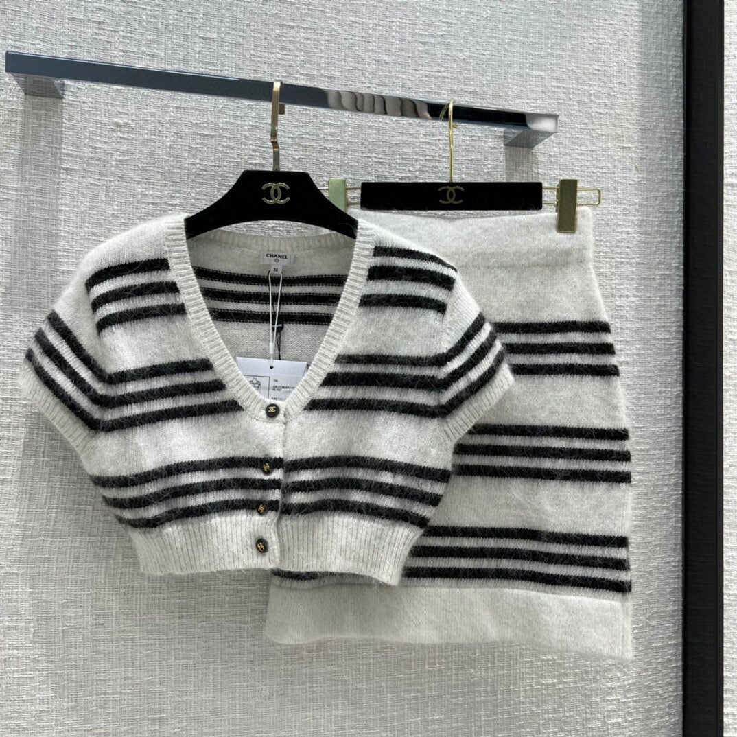 Chane*22 striped knitted women's group style set