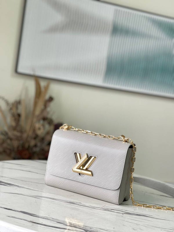 23SS LV TWIST BAG SIZE-23*17*9.5CMll