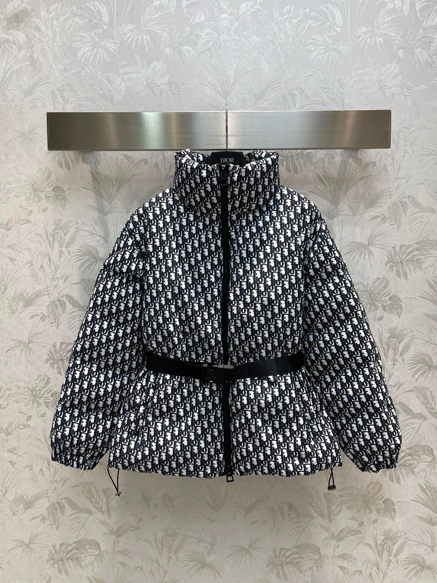 D's 23 autumn and winter new stand-up collar short down jacket