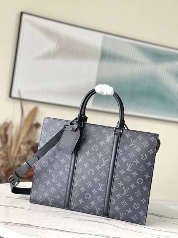 23SS LV SAC PLAT BAG SIZE-31*39*8.5CM