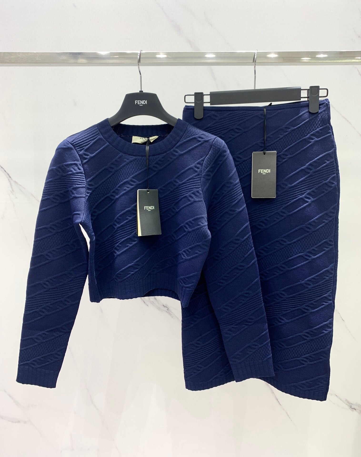 FEND* Pink 2022 autumn and winter new style Jacquard SET