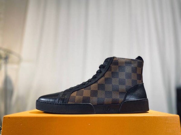 L-V  luxury men's Rivoli sneakers