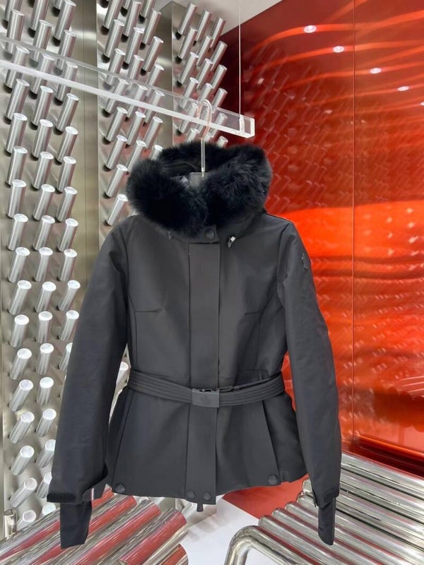 M//ncler 2023 Autumn and Winter New Style Fox Fur Down Jacket